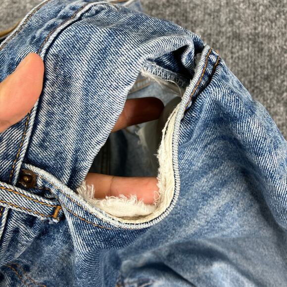 J Riggins Jeans Mens Size 36x34 Distressed Light Wash Straight Fit Denim - Picture 7 of 10